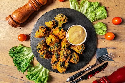 Brócolis empanado na Air Fryer crocante e saudável. Receita fácil, rápida e perfeita para quem quer comer mais legumes sem abrir mão do sabor.