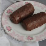 Bombom Caribe caseiro com banana e chocolate cremoso