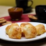 Lanchinho de tapioca com queijo dourado e crocante por fora